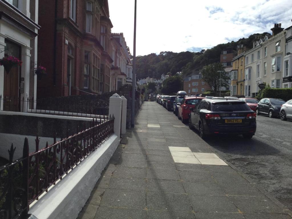 Bed and Breakfast Garden Flat 1 Llandudno Exteriér fotografie